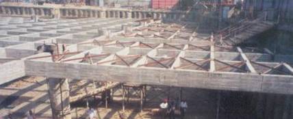 Reinforced Concrete Bracing During Deep Excavation